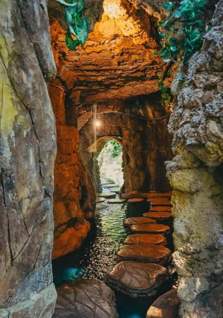 Chiang Mai: Sticky Waterfall & Angel Waterfall Park Day Tour - The short ride to Bua Tong Sticky Waterfall