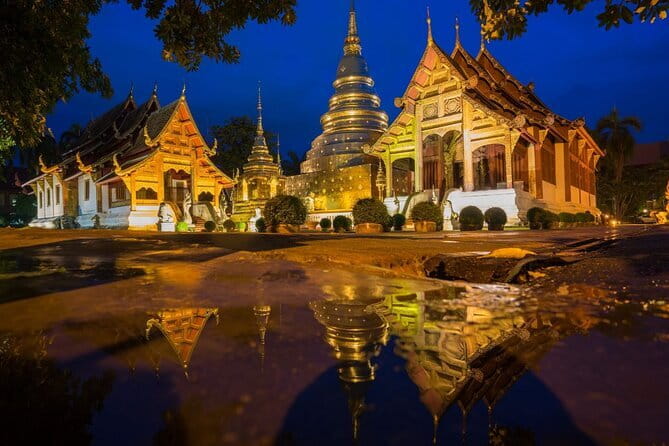 Chiang Mai Temples and Market Tuk Tuk Night Tour - Wat Phan Tao, a short stop with a calm atmosphere