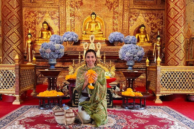 Chiang Mai Temples Visit Walking Tour with Ex-Monk Guide Part 1 - Wat Sadeu Muang and Chiang Mai’s city pillar