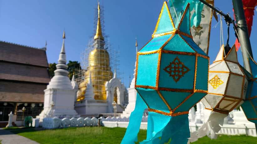 Chiang Mai: Tuk-Tuk Evening Tour with Temples & Street Foods - Price, Timing, and What to Bring