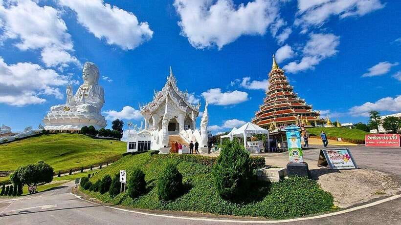 Chiang Mai: White, Blue & Big Buddha Temples in Chiang Rai - The Long Neck Karen Village choice