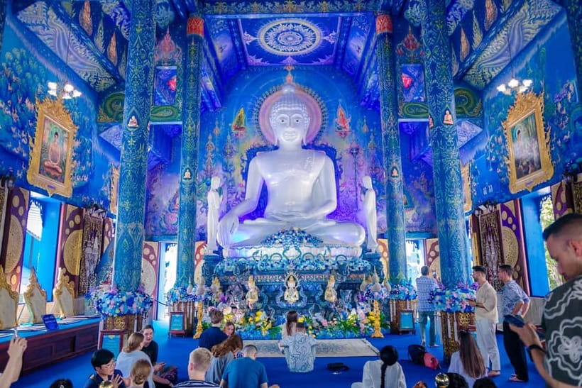 Chiang Mai: White, Red/Black & Blue Temples Tour with Lunch - Key points to know before booking