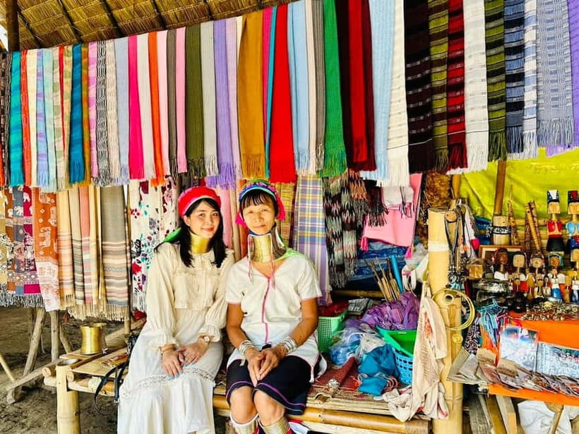 Chiang Rai: 3 Temples, Long Neck Village & Lalitta Café - The early ride north from Chiang Mai