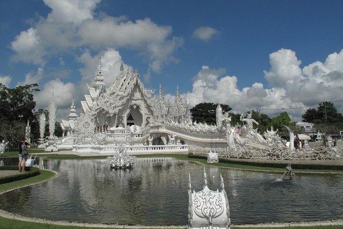 Chiang Rai Day Trip from Chiang Mai City with Golden Triangle - Lunch at a local restaurant