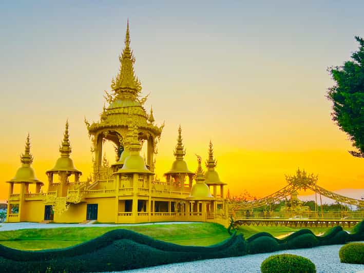 Chiang Rai: Discover 7 Must-See Spots & Lunch Included - Wat Rong Suea Ten, the Blue Temple