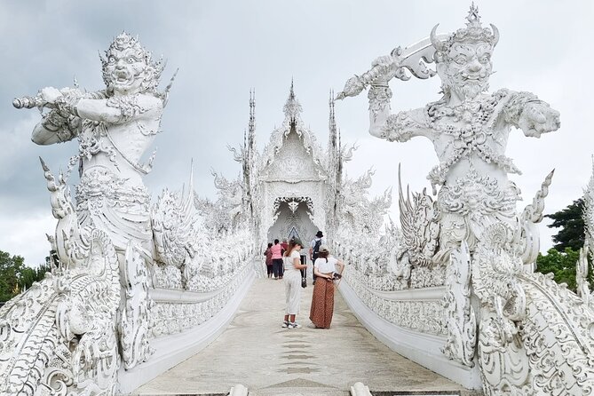 Chiang Rai Famed Temples and Golden Triangle Tour from Chiang Mai - The Long Neck Karen Village needs a thoughtful choice