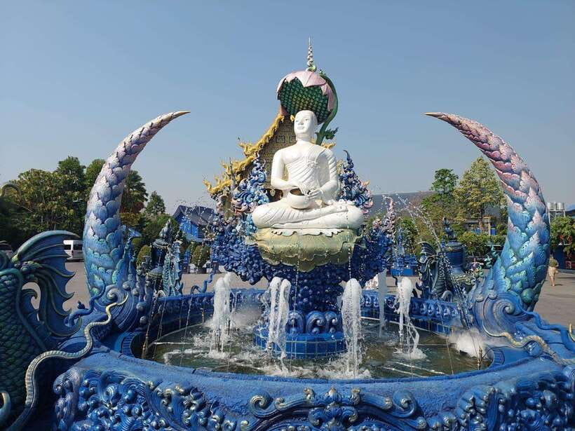 Chiang Rai: Guided Highlights Guided Tour with Buffet Lunch - Why this day makes sense in Chiang Rai