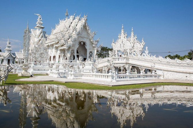 Chiang Rai One Day: Golden Triangle, Laos Border, Long Neck Tribe - The Laos border boat ride is brief but distinctive