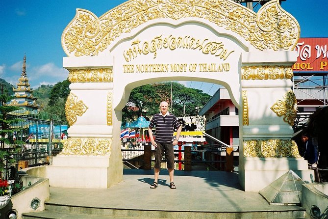 Chiang Rai One Day: Golden Triangle, Laos Border, Long Neck Tribe - Lunch is included, but the meal is a weak point