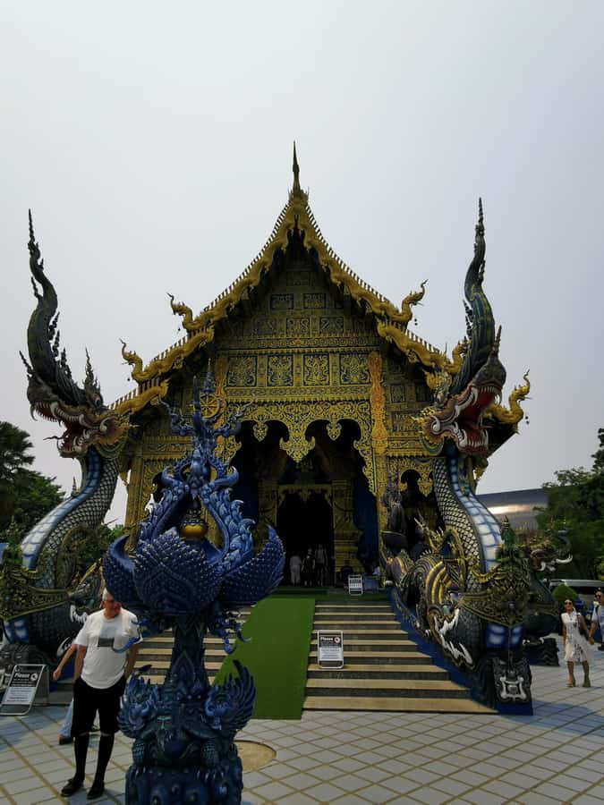 Chiang Rai White, Blue, Red 3 Temples Tour - Lunch, transport, and daily comfort