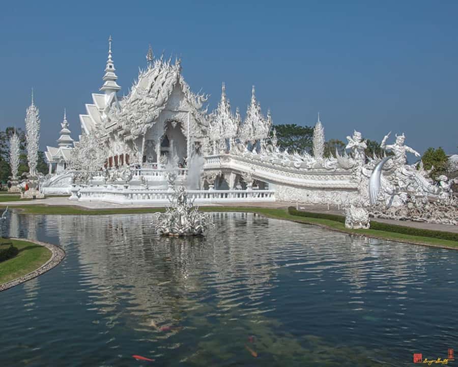 Chiang Rai: White, Blue, Red Temples, Long Neck Tour - Is a Chiang Rai day trip from Chiang Mai worth the long drive?