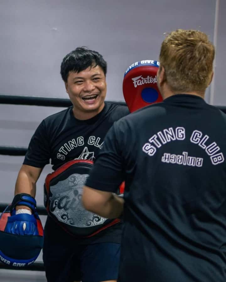 Chiangmai : Muay Thai Training academy - Learning the basic Muay Thai movements