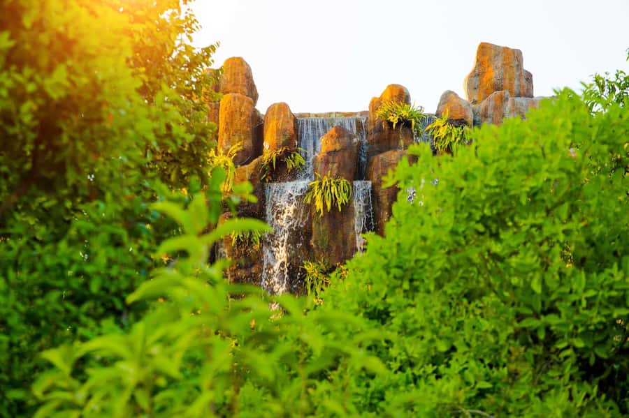 Chiangmai to Chiangrai: 3 Temples, Hot Springs& Lalitta Cafe - The real shape of this Chiang Rai day trip
