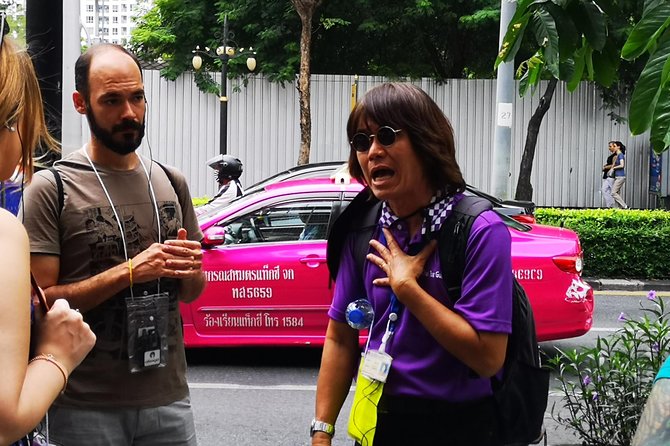 CHOB Bangkok Walking Tour (Talking + Walking + Eating) - Wat Saket and the Golden Mount