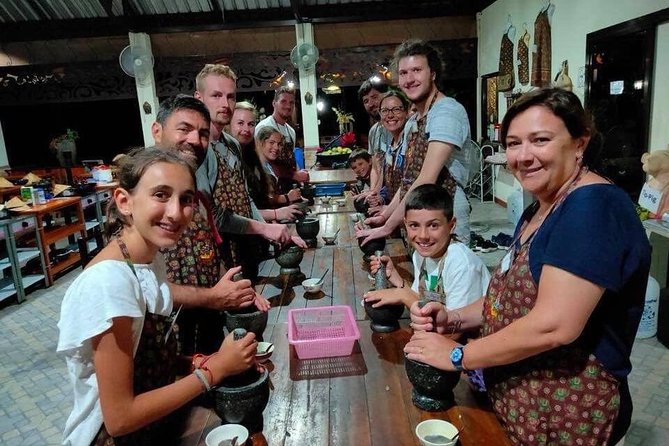 Cooking Evening Class Chiang Mai Visit Organic Garden and Market - Who will enjoy this Chiang Mai cooking class most