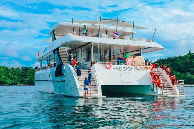 Coral and Racha Islands Luxury Catamaran Experience - Food, drinks, and the practical value of the package
