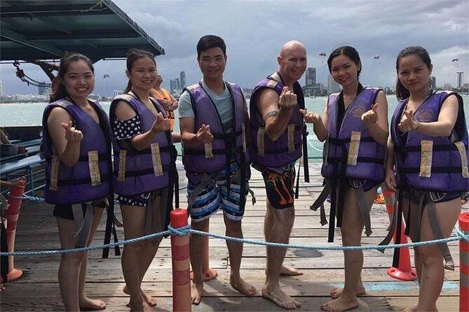 Coral Island speed boa-Parasailing and others activities choice - Returning to Pattaya by mid-afternoon