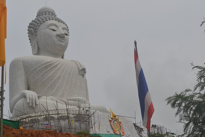 Customized Phuket Tours with Private Driver - Why a private Phuket driver can be worth it