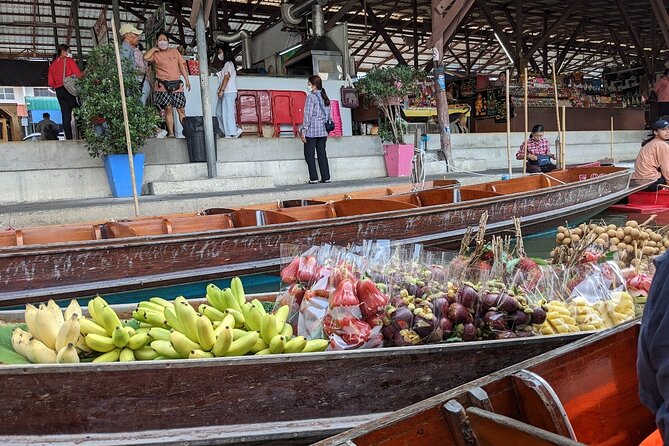 Damnoen Saduak Floating Market & Maeklong Railway From Bangkok - Tips for making the day easier