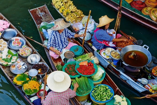 Damnoen Saduak Floating Market with Paddle Boat Ride (ex Bangkok) - The guide can make or break the morning