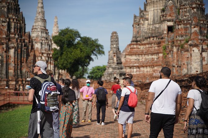 Day Tour From Bangkok to Ayutthaya By Bus - Wat Mahathat and the Buddha in the tree