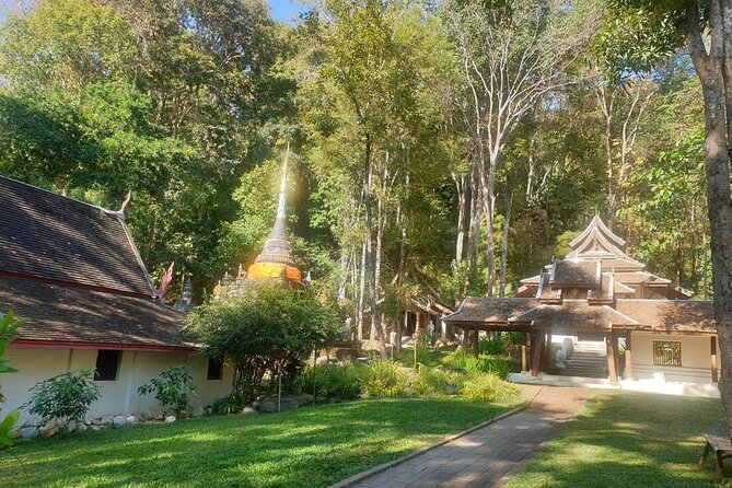 Doi Suthep Temple, Pha Lat Temple, Sticky Waterfall, Orchid farm - A full Chiang Mai day with four different moods