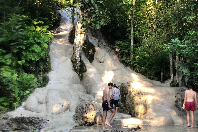 Doi Suthep Temple, Pha Lat Temple, Sticky Waterfall, Orchid farm - Wat Pha Lat: a calm start in the forest