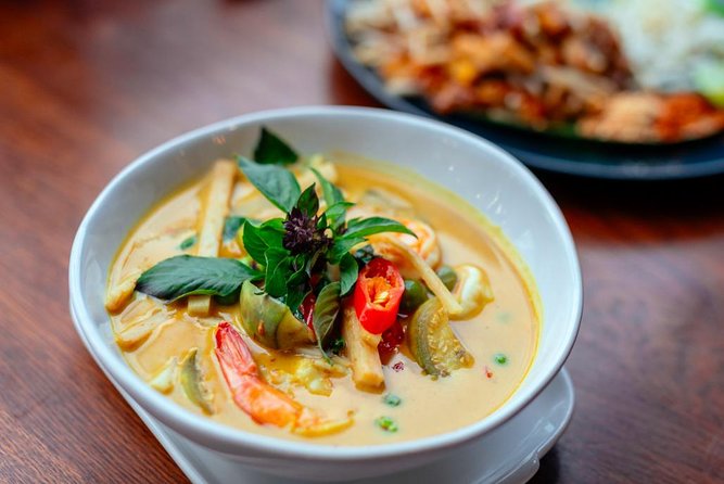Drinks & Bites in Bangkok Private Tour - The route, timing, and comfort questions to consider