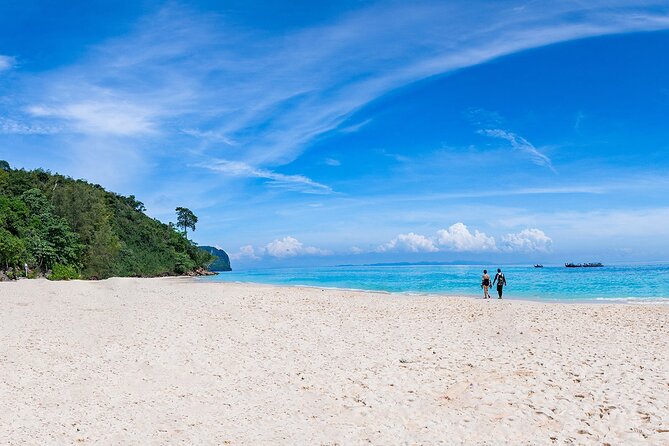 Early Bird Phi Phi Islands Tour From Phi Phi by Speedboat - Bamboo Island gives you beach time