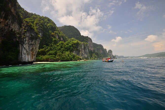 Early Bird Phi Phi Islands Tour From Phi Phi by Speedboat - Monkey Beach and Nui Beach