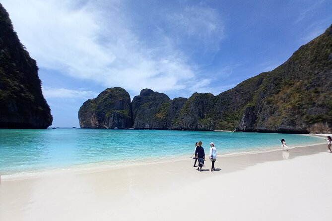 Early Bird Trip Phi Phi & 4 Islands–Premium Speedboat from Krabi - The Four Islands finish with famous shapes and sandbars