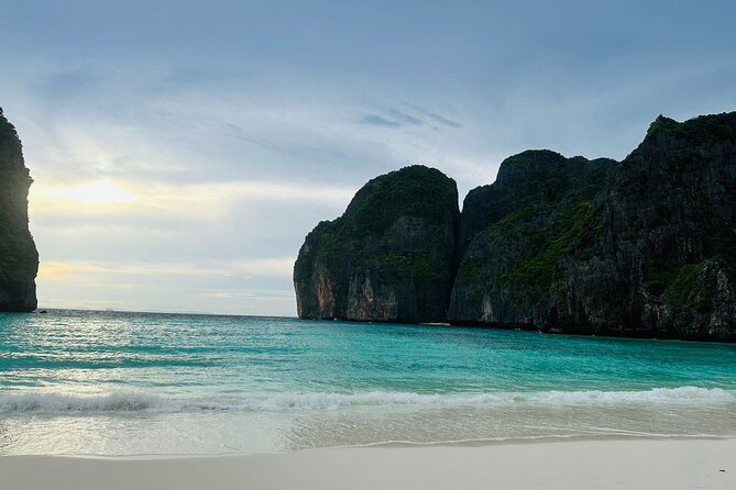 Early Bird Trip Phi Phi & 4 Islands–Premium Speedboat from Krabi - Maya Bay and Pileh Bay: the morning highlight