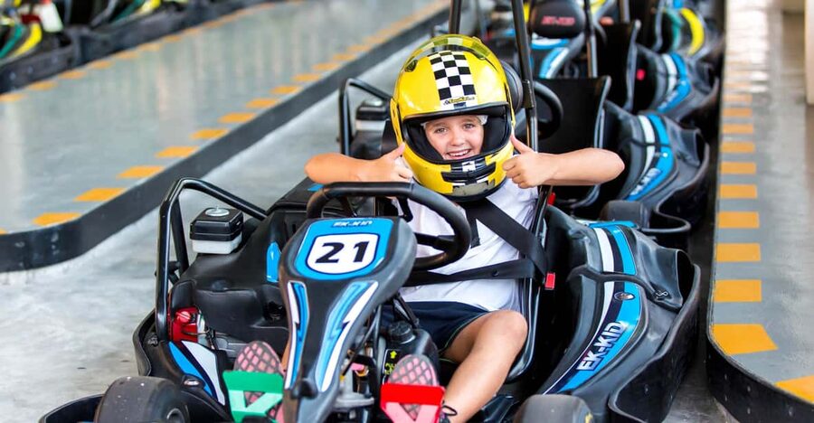EasyKart Pattaya (Bali Hai Pier) : Go-Kart Racing Experience - Picking the right kart for your height and age