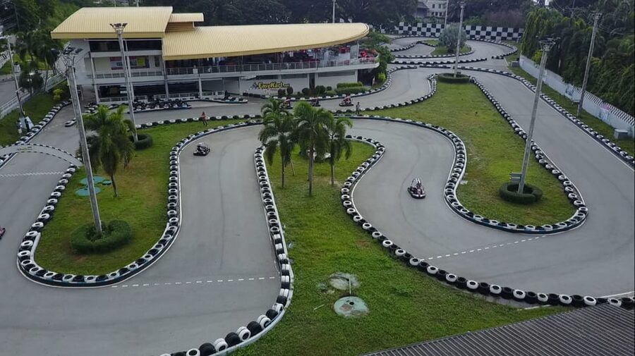 EasyKart Pattaya (Bali Hai Pier) : Go-Kart Racing Experience - What the race itself feels like