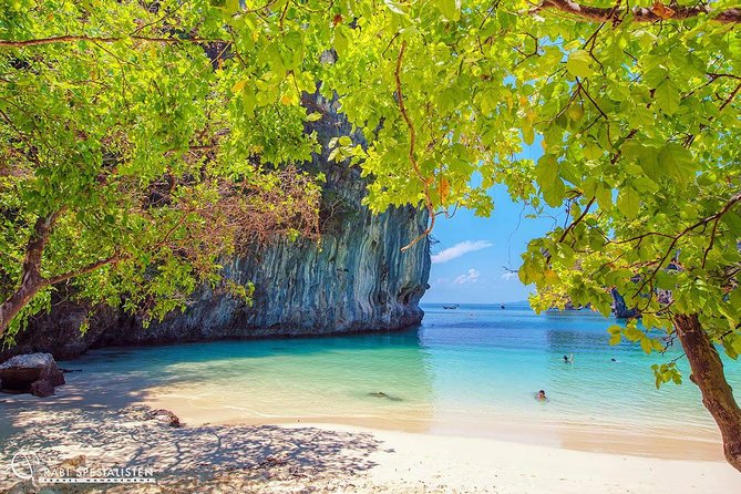 ECO Premium Island Hopping to Hong Island Tour by Longtail Boat - Paradise Island: your first proper beach stop