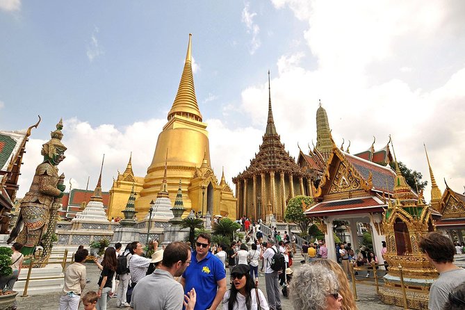 Exclusive Tour – Grand Palace, Emerald Buddha & Reclining Buddha - Wat Pho and the Reclining Buddha, 45 minutes