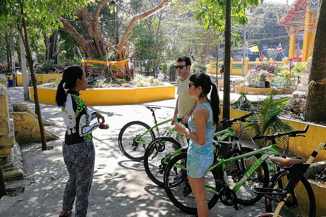 Explore Bangkok by Bike & Boat with Lunch - Wat Ko, the Rooster Temple