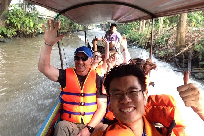 Floating and Railway Market (Optional Waterfall): Private Tour - Coconut sugar: a short stop with a useful purpose