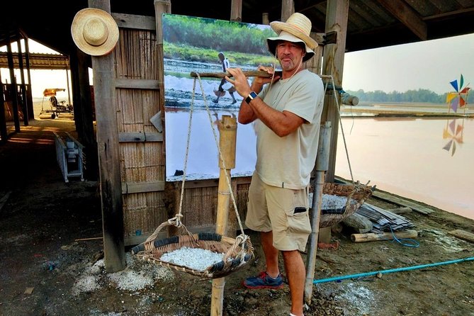 Floating & Railway Market and Coconut Farm Tour [Optional Luxury] - Coconut sugar and the work behind a Thai staple
