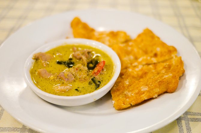 Foodie Experience of Historic Bang Rak - A ferry ride to northeastern Thai flavors