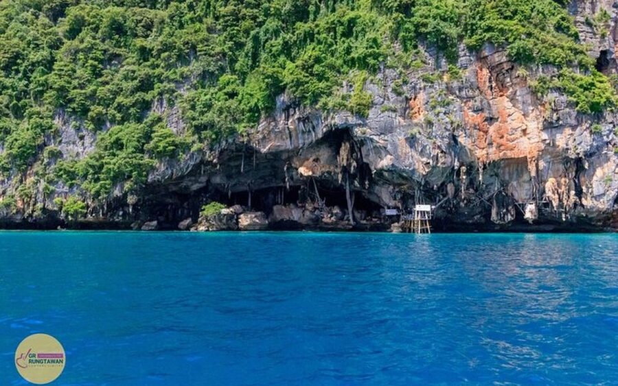 From Ao Nang: Phi Phi Islands Day Tour by Boat with Lunch - Why this day trip works from Ao Nang