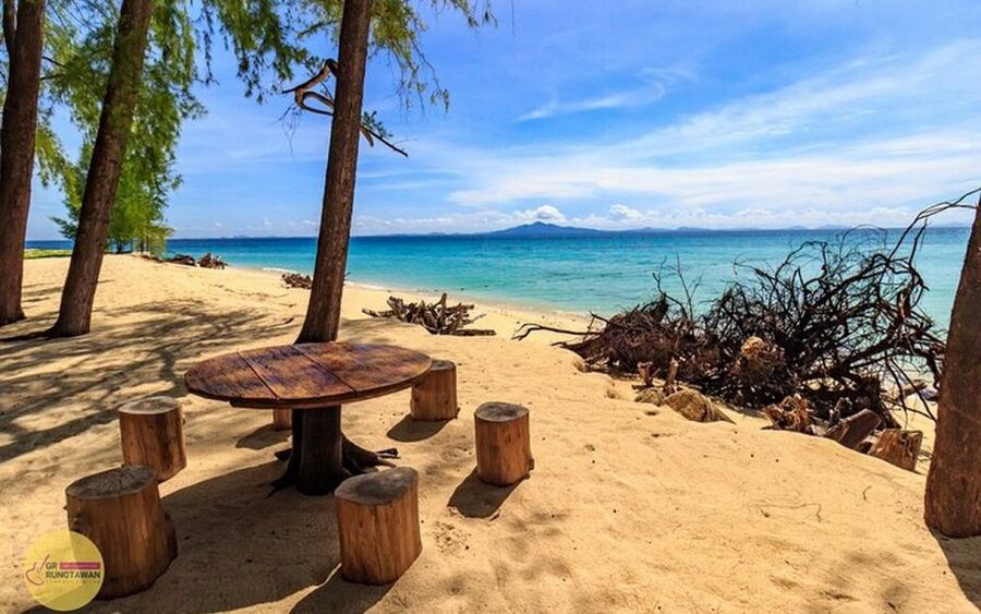 From Ao Nang: Phi Phi Islands Day Tour by Boat with Lunch - Getting started with snacks and shared pickup
