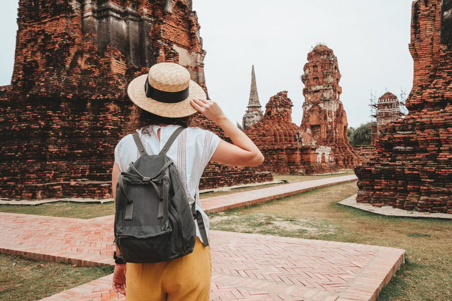 From Bangkok: Ayutthaya & Ayothaya Floating Market Day Trip - Meeting at Robinson Sukhumvit and riding north