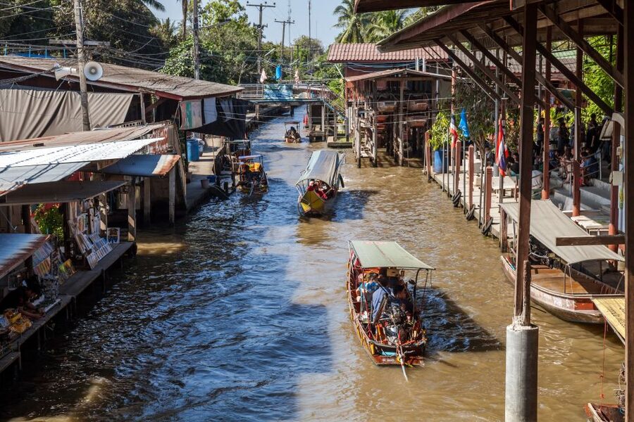 From Bangkok: Damnoen Saduak Floating Market Guided Tour - Palm sugar, coconut palms, and a traditional house
