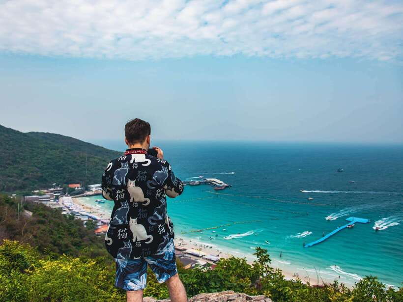 From Bangkok: Pattaya Koh Larn & Sanctuary of Truth Day Trip - Who should book this Pattaya and Koh Larn tour?