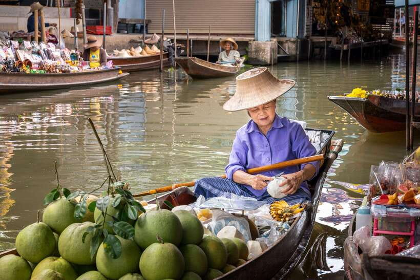 From Bangkok: Railway & Damnoen Saduak Floating Market Tour - Who will enjoy this day trip most?