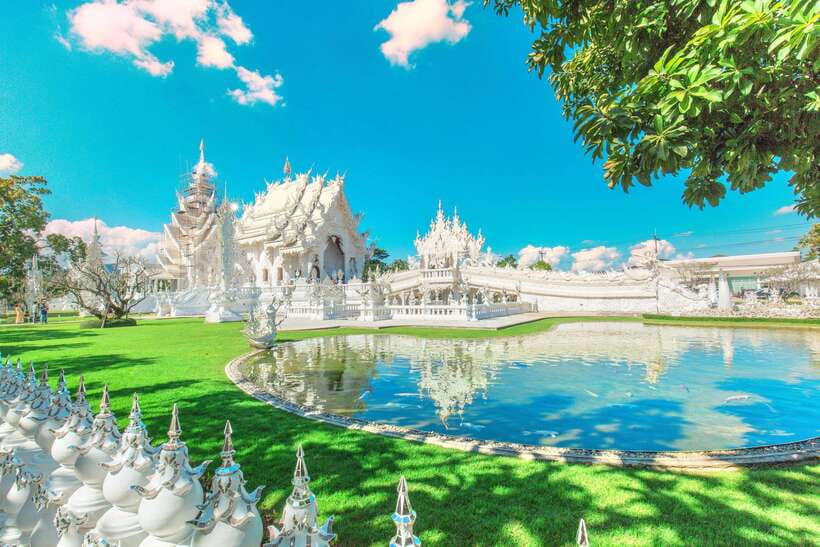 From Chiang Mai : 3 Day 2 Night Slow Boat to Luang Prabang - From Chiang Mai to Chiang Rai and the White Temple