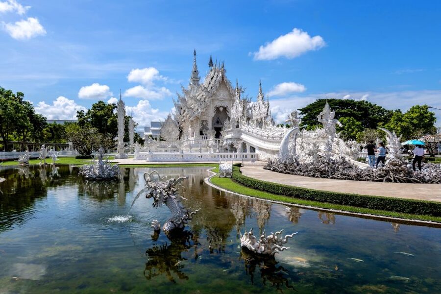 From Chiang Mai: Chiang Rai's Temples Exploration Day Trip - What the guides add to the day