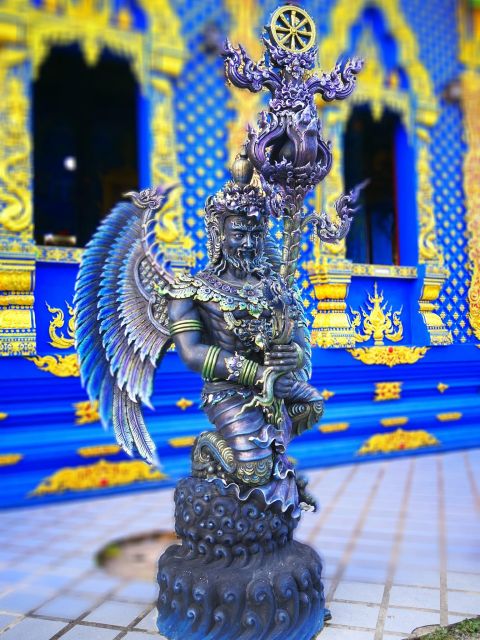 From Chiang Mai: Chiang Rai's Temples Exploration Day Trip - Starting early from Baan Meesuk