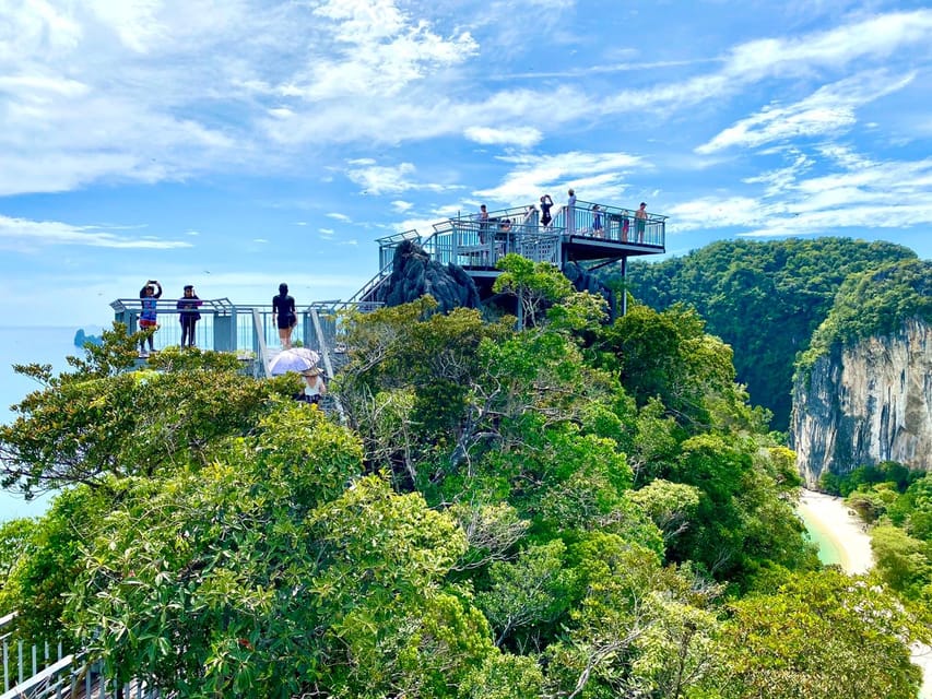From Krabi: Hong Islands Day Trip by Speedboat with Lunch - Morning pickup and the private pier briefing